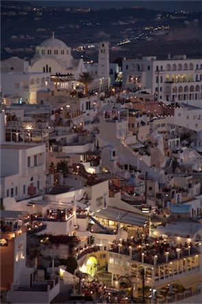 night-falls-on-Santorini.jpg